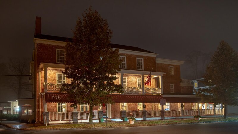 Outdoor view of restaurant at night